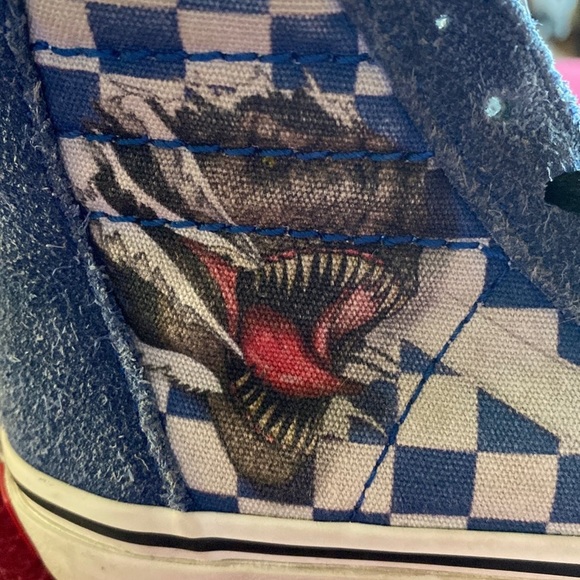 VANS Authentic Canvas Skate Shoes kids size 11 with dinosaur - Picture 9 of 9